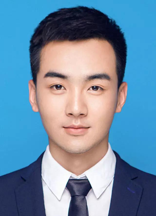 2021年毕业证照片要求